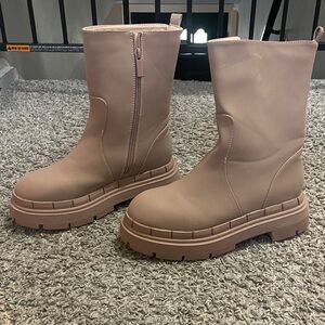 Windsor Blush Winter Boots